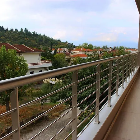 Elegant View - - 3bd *