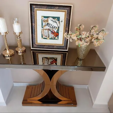 Elegant View - - 3bd